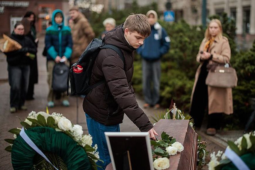 photo_2025-12-12_22-19-53 (2)